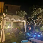 Jasmine Bed & Breakfast Luni