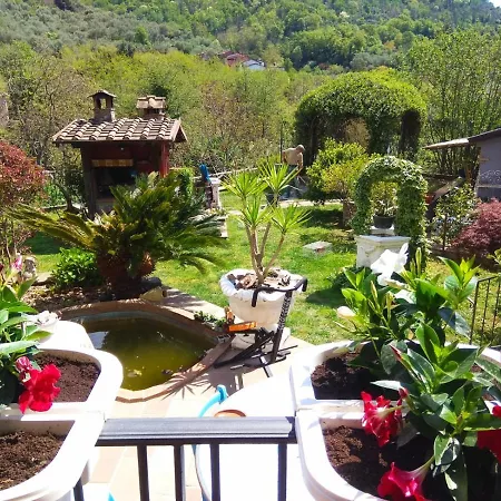 Bed & Breakfast Jasmine Luni