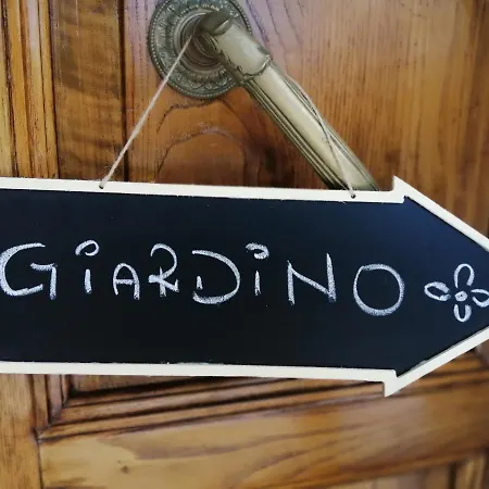 Jasmine Alojamento de Acomodação e Pequeno-almoço Luni