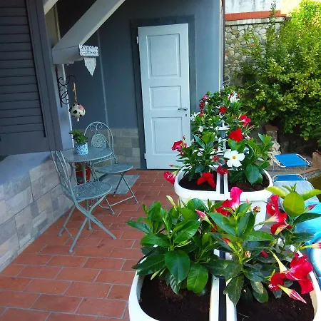 Alojamento de Acomodação e Pequeno-almoço Jasmine 3*